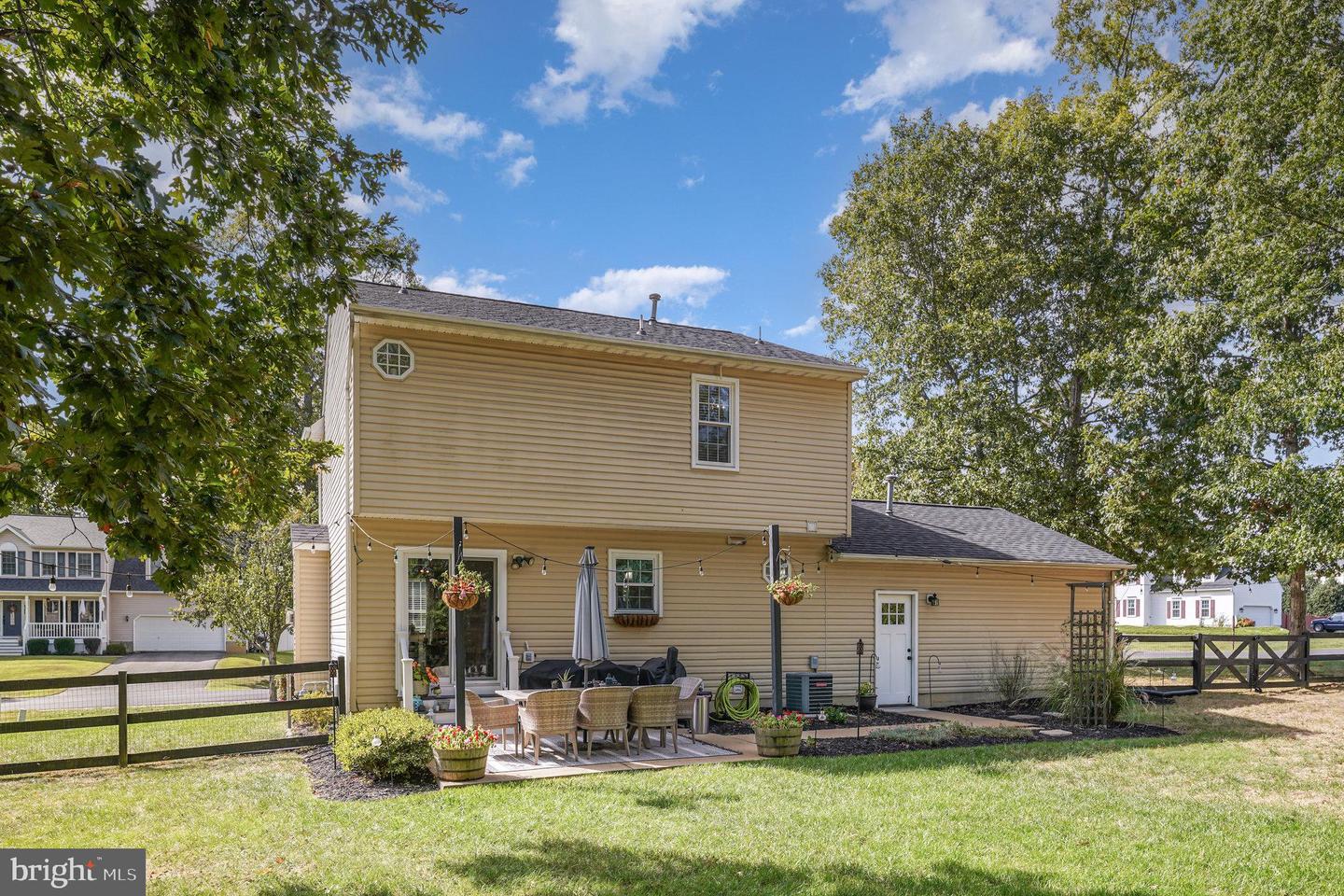 9811 ELM ST, FREDERICKSBURG, Virginia 22407, 3 Bedrooms Bedrooms, ,2 BathroomsBathrooms,Residential,For sale,9811 ELM ST,VASP2036890 MLS # VASP2036890