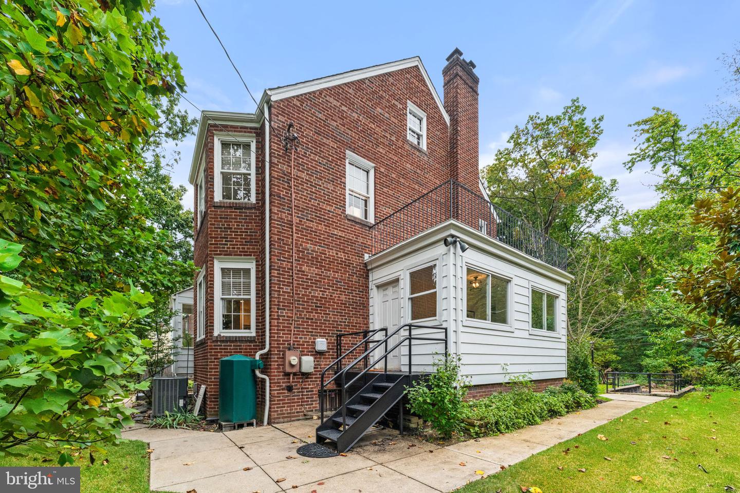 1929 33RD ST SE, WASHINGTON, District Of Columbia 20020, 4 Bedrooms Bedrooms, ,3 BathroomsBathrooms,Residential,For sale,1929 33RD ST SE,DCDC2226936 MLS # DCDC2226936