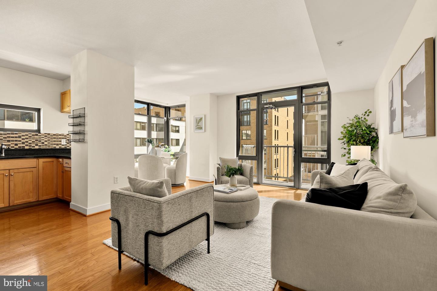1117 10TH ST NW #908, WASHINGTON, District Of Columbia 20001, 1 Bedroom Bedrooms, ,1 BathroomBathrooms,Residential,For sale,1117 10TH ST NW #908,DCDC2226938 MLS # DCDC2226938