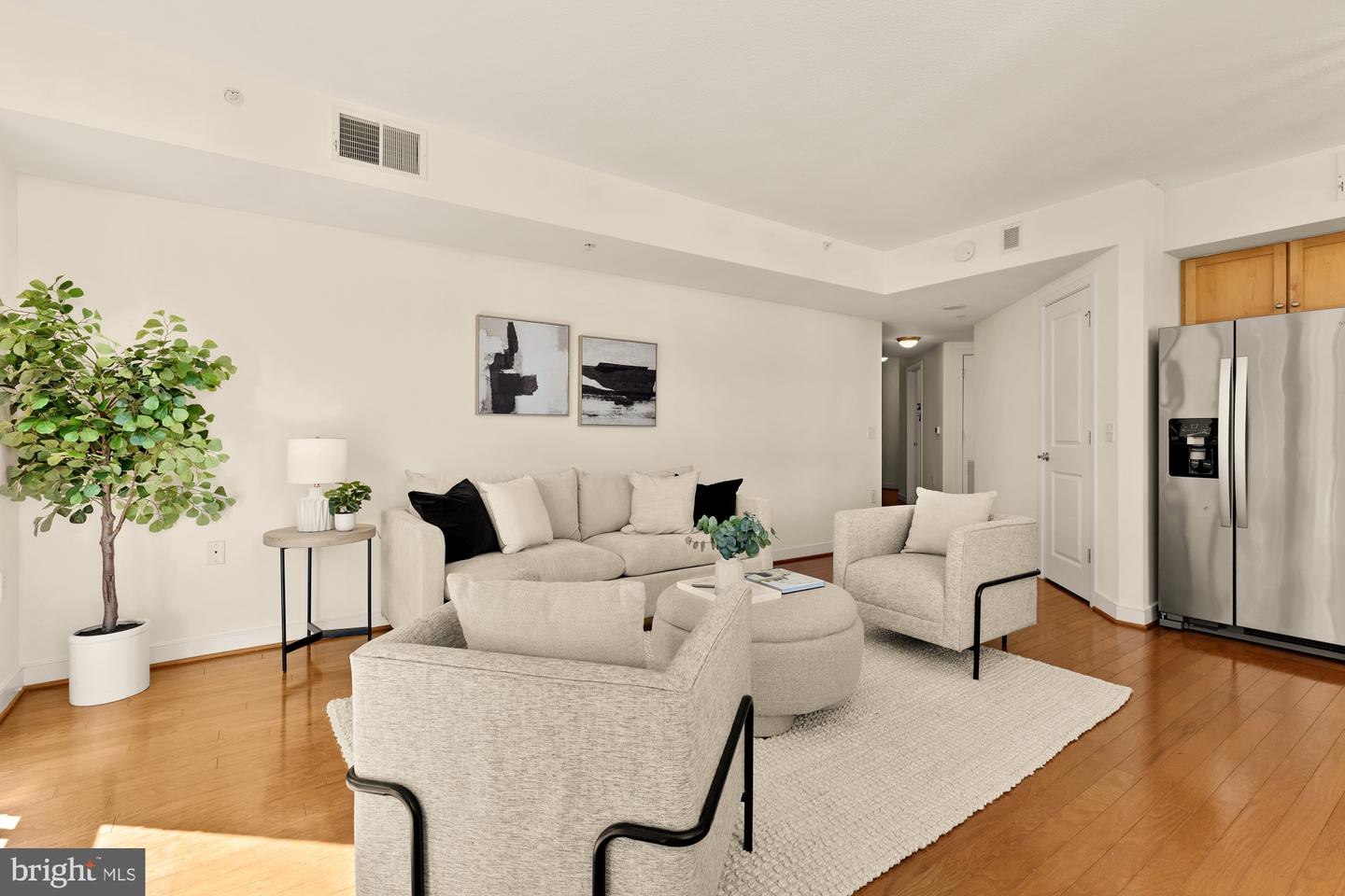 1117 10TH ST NW #908, WASHINGTON, District Of Columbia 20001, 1 Bedroom Bedrooms, ,1 BathroomBathrooms,Residential,For sale,1117 10TH ST NW #908,DCDC2226938 MLS # DCDC2226938