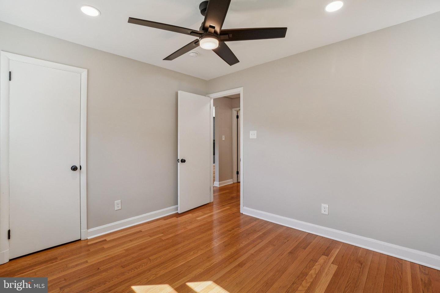 5953 LOWELL AVE, ALEXANDRIA, Virginia 22312, 4 Bedrooms Bedrooms, 11 Rooms Rooms,3 BathroomsBathrooms,Residential,For sale,5953 LOWELL AVE,VAAX2050780 MLS # VAAX2050780