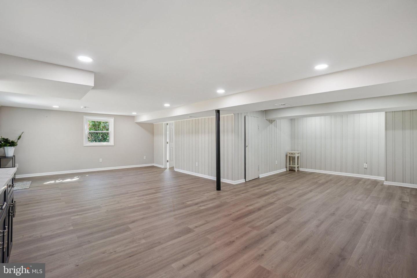 5953 LOWELL AVE, ALEXANDRIA, Virginia 22312, 4 Bedrooms Bedrooms, 11 Rooms Rooms,3 BathroomsBathrooms,Residential,For sale,5953 LOWELL AVE,VAAX2050780 MLS # VAAX2050780
