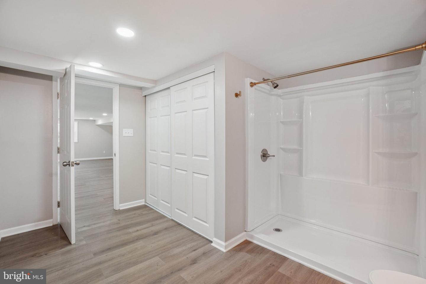 5953 LOWELL AVE, ALEXANDRIA, Virginia 22312, 4 Bedrooms Bedrooms, 11 Rooms Rooms,3 BathroomsBathrooms,Residential,For sale,5953 LOWELL AVE,VAAX2050780 MLS # VAAX2050780
