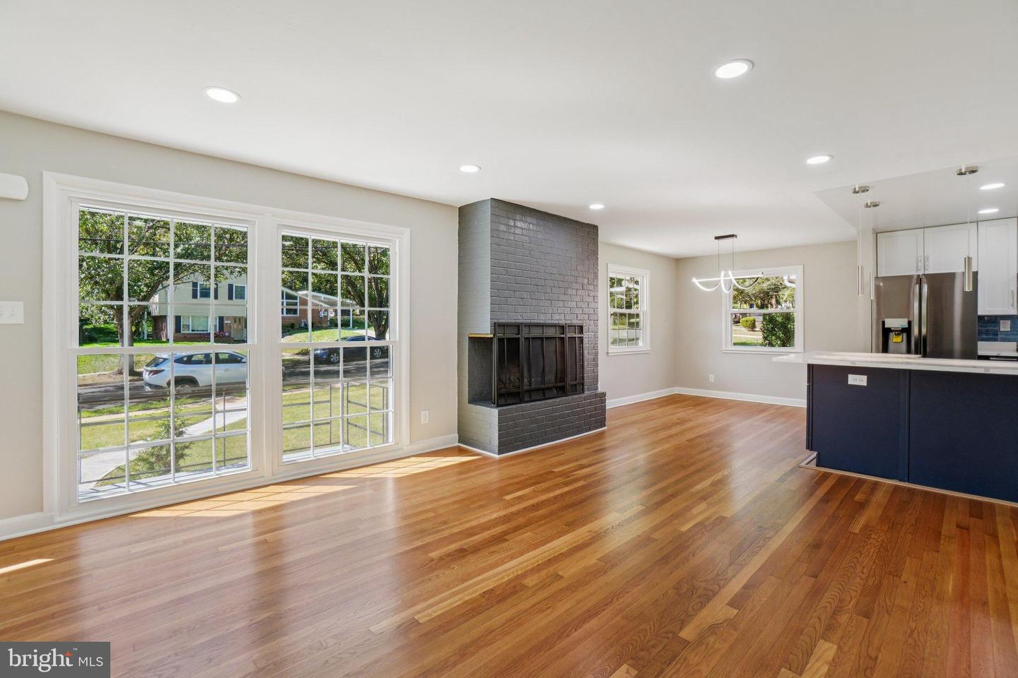 5953 LOWELL AVE, ALEXANDRIA, Virginia 22312, 4 Bedrooms Bedrooms, 11 Rooms Rooms,3 BathroomsBathrooms,Residential,For sale,5953 LOWELL AVE,VAAX2050780 MLS # VAAX2050780