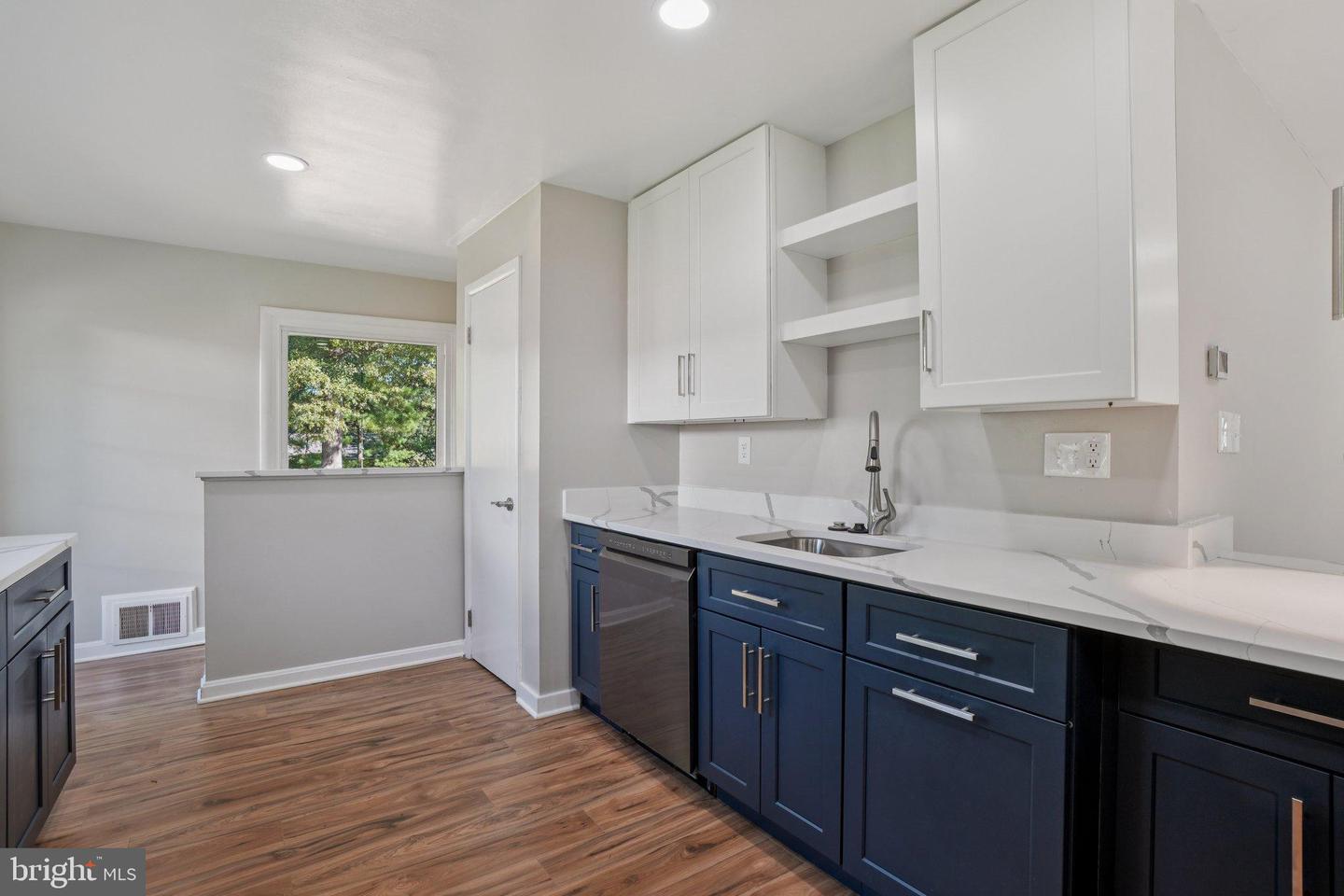 5953 LOWELL AVE, ALEXANDRIA, Virginia 22312, 4 Bedrooms Bedrooms, 11 Rooms Rooms,3 BathroomsBathrooms,Residential,For sale,5953 LOWELL AVE,VAAX2050780 MLS # VAAX2050780