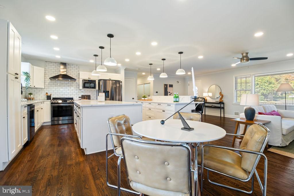 3100 N GLEBE RD, ARLINGTON, Virginia 22207, 7 Bedrooms Bedrooms, ,6 BathroomsBathrooms,Residential,For sale,3100 N GLEBE RD,VAAR2064890 MLS # VAAR2064890