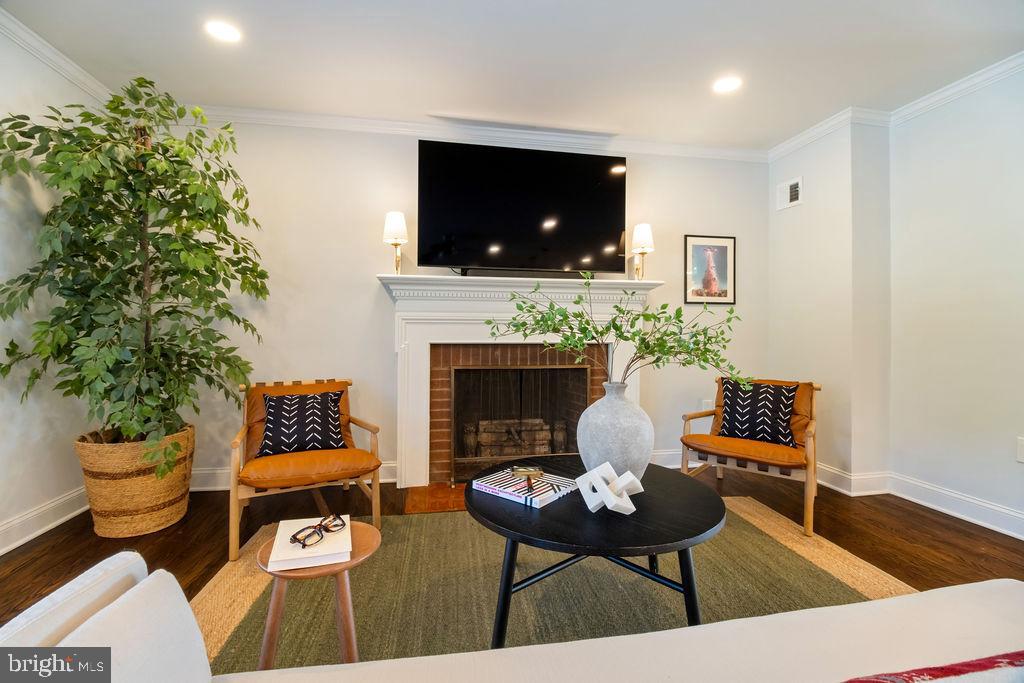 3100 N GLEBE RD, ARLINGTON, Virginia 22207, 7 Bedrooms Bedrooms, ,6 BathroomsBathrooms,Residential,For sale,3100 N GLEBE RD,VAAR2064890 MLS # VAAR2064890