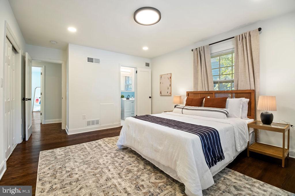 3100 N GLEBE RD, ARLINGTON, Virginia 22207, 7 Bedrooms Bedrooms, ,6 BathroomsBathrooms,Residential,For sale,3100 N GLEBE RD,VAAR2064890 MLS # VAAR2064890
