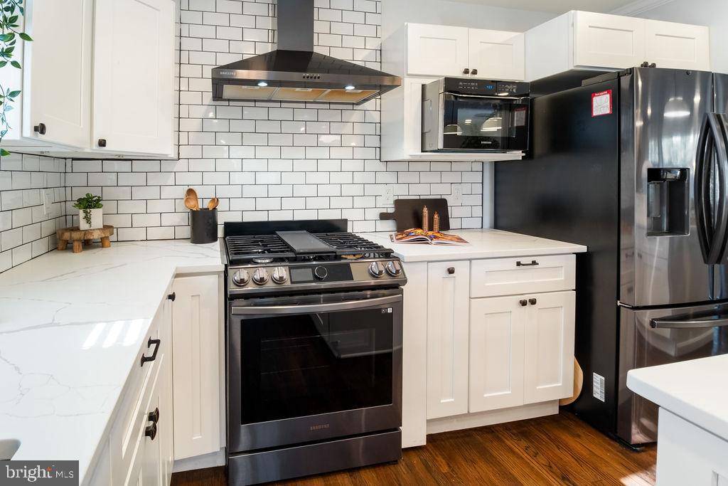 3100 N GLEBE RD, ARLINGTON, Virginia 22207, 7 Bedrooms Bedrooms, ,6 BathroomsBathrooms,Residential,For sale,3100 N GLEBE RD,VAAR2064890 MLS # VAAR2064890