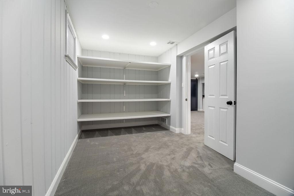 3100 N GLEBE RD, ARLINGTON, Virginia 22207, 7 Bedrooms Bedrooms, ,6 BathroomsBathrooms,Residential,For sale,3100 N GLEBE RD,VAAR2064890 MLS # VAAR2064890