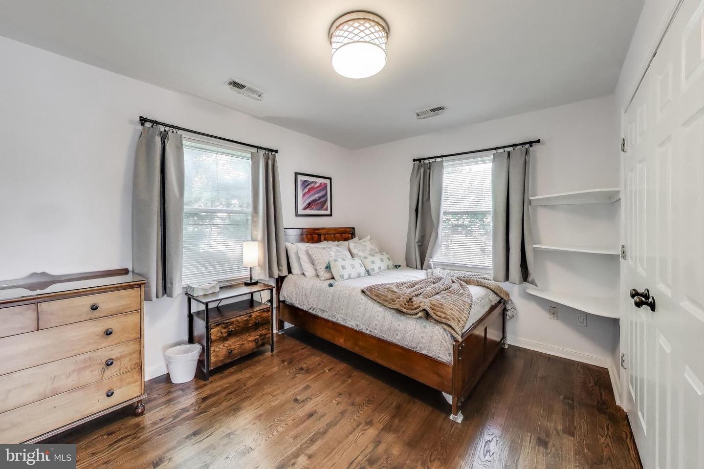 3100 N GLEBE RD, ARLINGTON, Virginia 22207, 7 Bedrooms Bedrooms, ,6 BathroomsBathrooms,Residential,For sale,3100 N GLEBE RD,VAAR2064890 MLS # VAAR2064890