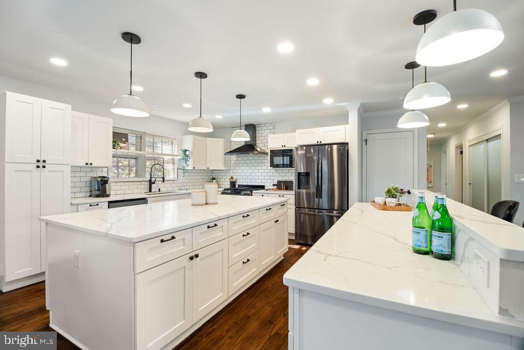 3100 N GLEBE RD, ARLINGTON, Virginia 22207, 7 Bedrooms Bedrooms, ,6 BathroomsBathrooms,Residential,For sale,3100 N GLEBE RD,VAAR2064890 MLS # VAAR2064890