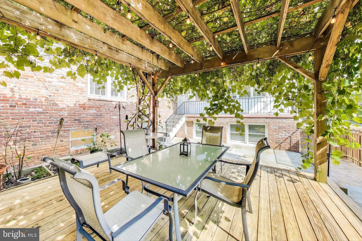 3100 N GLEBE RD, ARLINGTON, Virginia 22207, 7 Bedrooms Bedrooms, ,6 BathroomsBathrooms,Residential,For sale,3100 N GLEBE RD,VAAR2064890 MLS # VAAR2064890