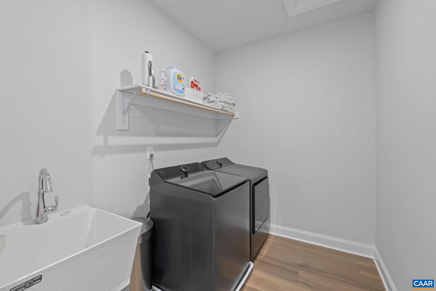 1169 SABLEWOOD DR, CHARLOTTESVILLE, Virginia 22911, 5 Bedrooms Bedrooms, ,3 BathroomsBathrooms,Residential,For sale,1169 SABLEWOOD DR,669977 MLS # 669977