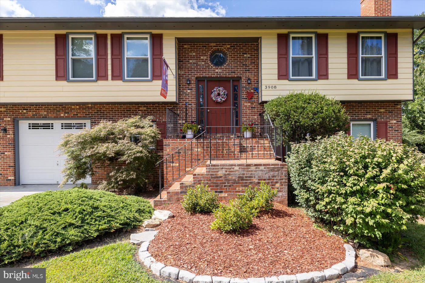 3908 DORAN RD, FREDERICKSBURG, Virginia 22407, 4 Bedrooms Bedrooms, ,3 BathroomsBathrooms,Residential,For sale,3908 DORAN RD,VASP2036892 MLS # VASP2036892