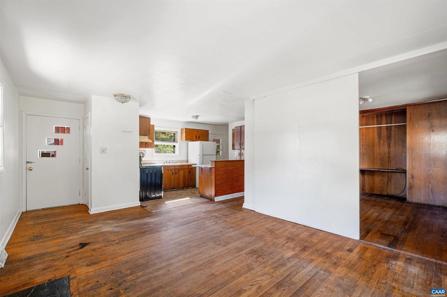 2302 SUMMIT RD, CHARLOTTESVILLE, Virginia 22901, 3 Bedrooms Bedrooms, ,1 BathroomBathrooms,Residential,For sale,2302 SUMMIT RD,669979 MLS # 669979