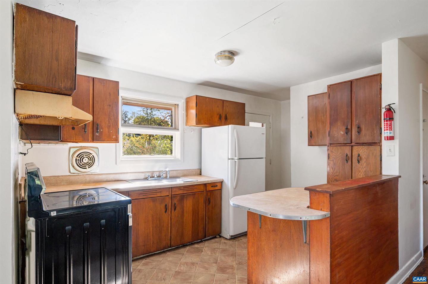 2302 SUMMIT RD, CHARLOTTESVILLE, Virginia 22901, 3 Bedrooms Bedrooms, ,1 BathroomBathrooms,Residential,For sale,2302 SUMMIT RD,669979 MLS # 669979