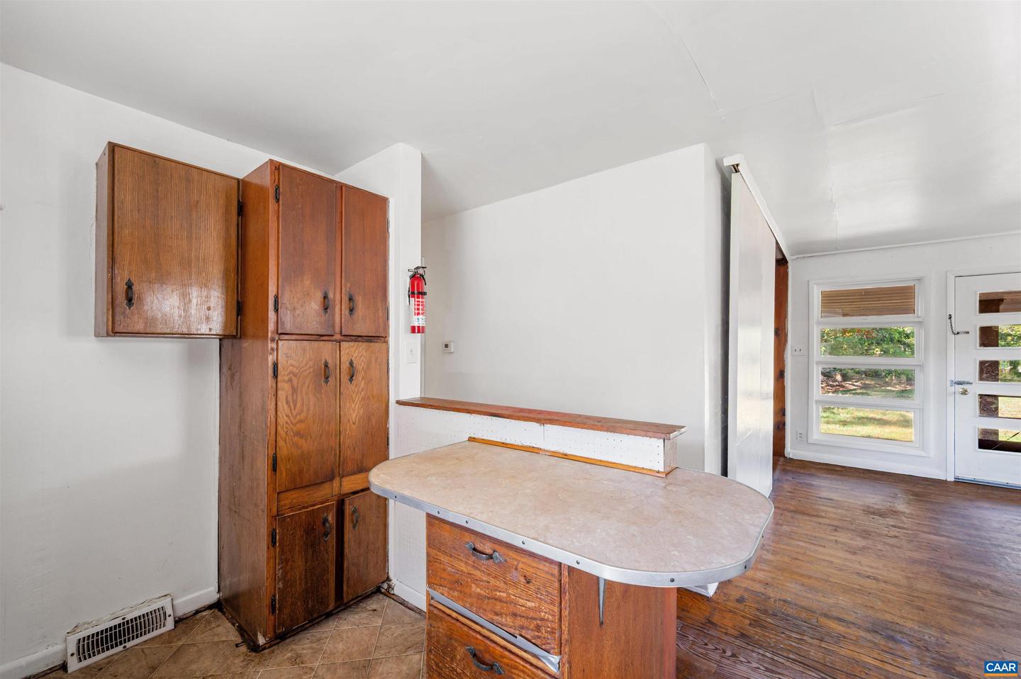 2302 SUMMIT RD, CHARLOTTESVILLE, Virginia 22901, 3 Bedrooms Bedrooms, ,1 BathroomBathrooms,Residential,For sale,2302 SUMMIT RD,669979 MLS # 669979