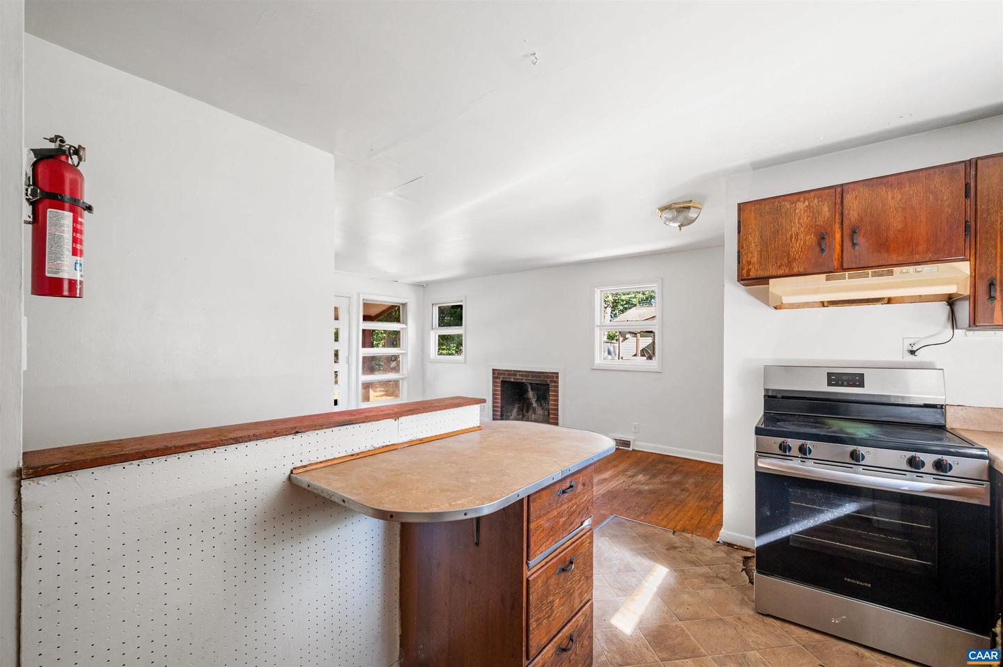 2302 SUMMIT RD, CHARLOTTESVILLE, Virginia 22901, 3 Bedrooms Bedrooms, ,1 BathroomBathrooms,Residential,For sale,2302 SUMMIT RD,669979 MLS # 669979
