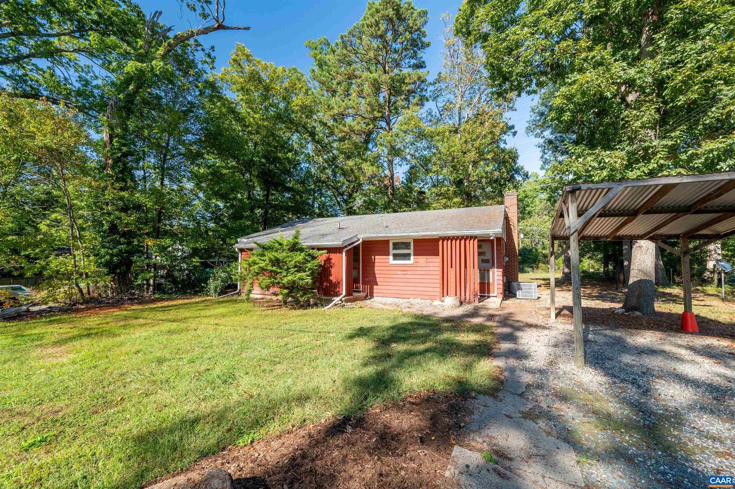 2302 SUMMIT RD, CHARLOTTESVILLE, Virginia 22901, 3 Bedrooms Bedrooms, ,1 BathroomBathrooms,Residential,For sale,2302 SUMMIT RD,669979 MLS # 669979