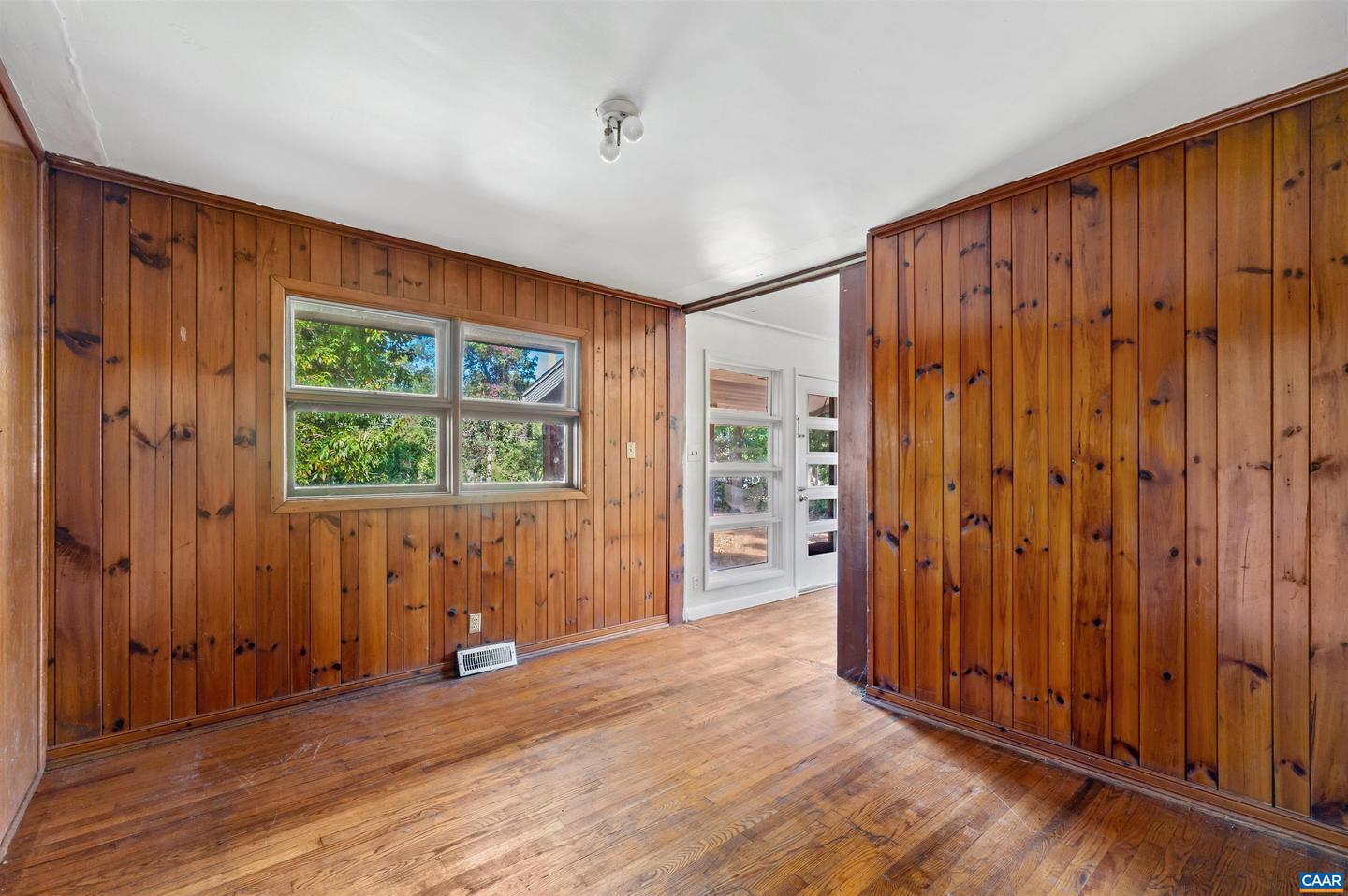 2302 SUMMIT RD, CHARLOTTESVILLE, Virginia 22901, 3 Bedrooms Bedrooms, ,1 BathroomBathrooms,Residential,For sale,2302 SUMMIT RD,669979 MLS # 669979