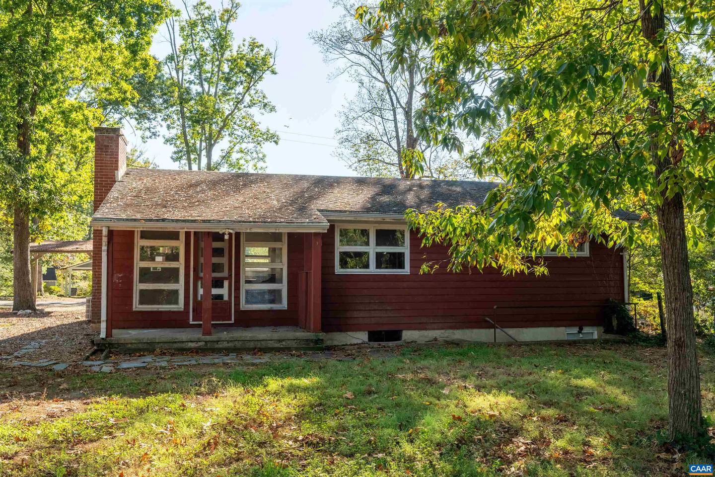 2302 SUMMIT RD, CHARLOTTESVILLE, Virginia 22901, 3 Bedrooms Bedrooms, ,1 BathroomBathrooms,Residential,For sale,2302 SUMMIT RD,669979 MLS # 669979