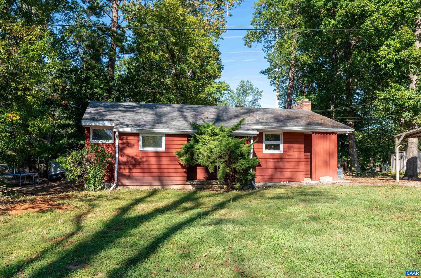 2302 SUMMIT RD, CHARLOTTESVILLE, Virginia 22901, 3 Bedrooms Bedrooms, ,1 BathroomBathrooms,Residential,For sale,2302 SUMMIT RD,669979 MLS # 669979