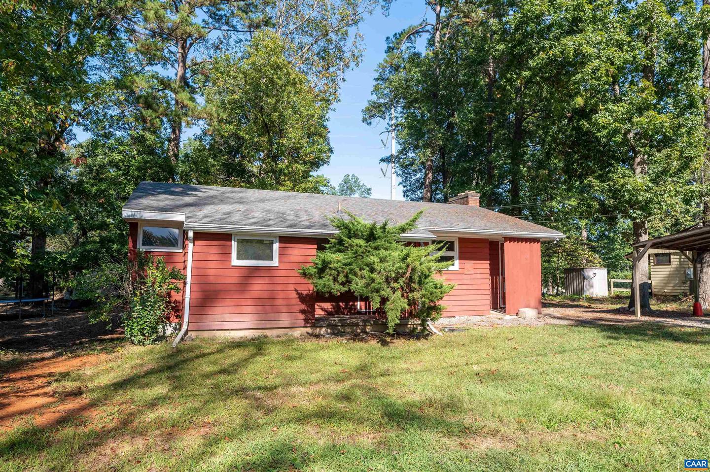 2302 SUMMIT RD, CHARLOTTESVILLE, Virginia 22901, 3 Bedrooms Bedrooms, ,1 BathroomBathrooms,Residential,For sale,2302 SUMMIT RD,669979 MLS # 669979