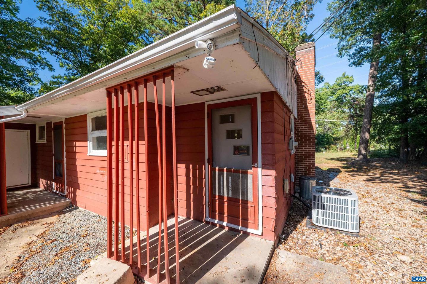 2302 SUMMIT RD, CHARLOTTESVILLE, Virginia 22901, 3 Bedrooms Bedrooms, ,1 BathroomBathrooms,Residential,For sale,2302 SUMMIT RD,669979 MLS # 669979