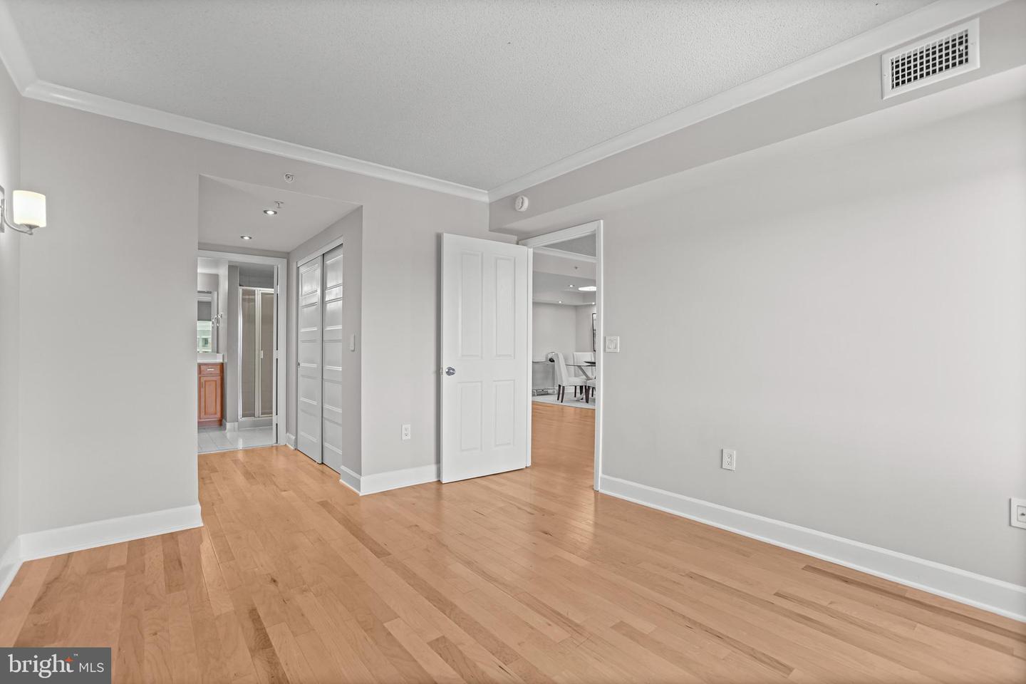 1220 N FILLMORE ST #602, ARLINGTON, Virginia 22201, 2 Bedrooms Bedrooms, ,2 BathroomsBathrooms,Residential,For sale,1220 N FILLMORE ST #602,VAAR2064896 MLS # VAAR2064896