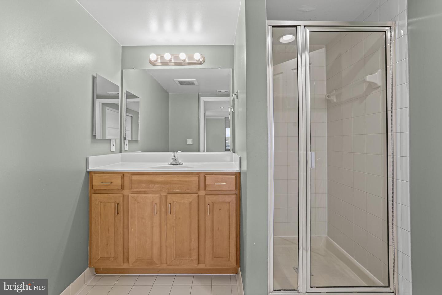 1220 N FILLMORE ST #602, ARLINGTON, Virginia 22201, 2 Bedrooms Bedrooms, ,2 BathroomsBathrooms,Residential,For sale,1220 N FILLMORE ST #602,VAAR2064896 MLS # VAAR2064896