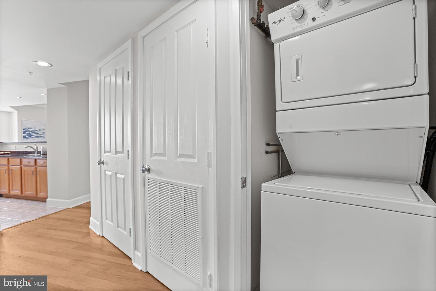 1220 N FILLMORE ST #602, ARLINGTON, Virginia 22201, 2 Bedrooms Bedrooms, ,2 BathroomsBathrooms,Residential,For sale,1220 N FILLMORE ST #602,VAAR2064896 MLS # VAAR2064896