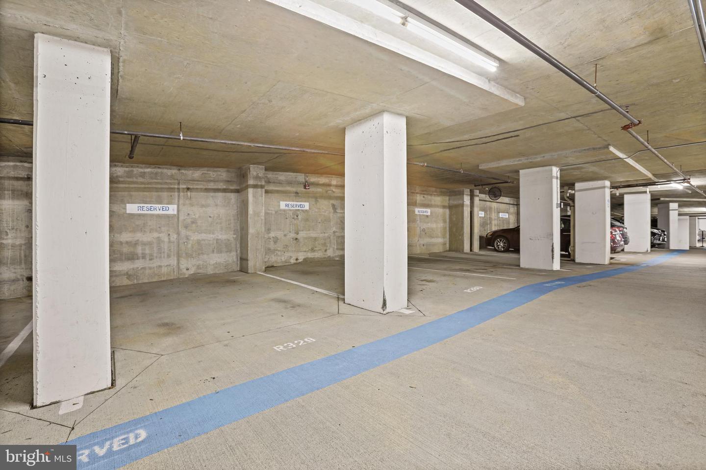 1220 N FILLMORE ST #602, ARLINGTON, Virginia 22201, 2 Bedrooms Bedrooms, ,2 BathroomsBathrooms,Residential,For sale,1220 N FILLMORE ST #602,VAAR2064896 MLS # VAAR2064896