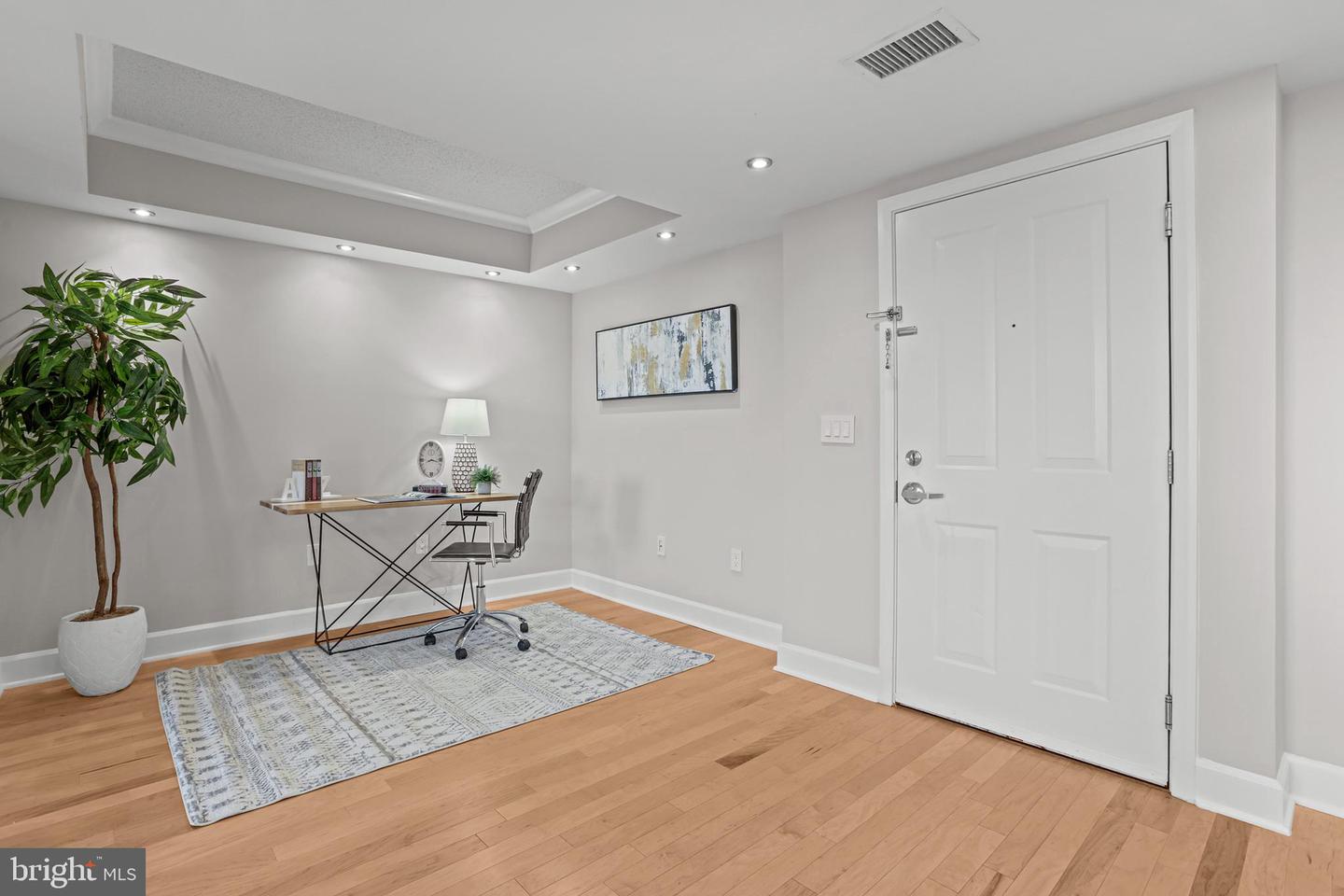 1220 N FILLMORE ST #602, ARLINGTON, Virginia 22201, 2 Bedrooms Bedrooms, ,2 BathroomsBathrooms,Residential,For sale,1220 N FILLMORE ST #602,VAAR2064896 MLS # VAAR2064896