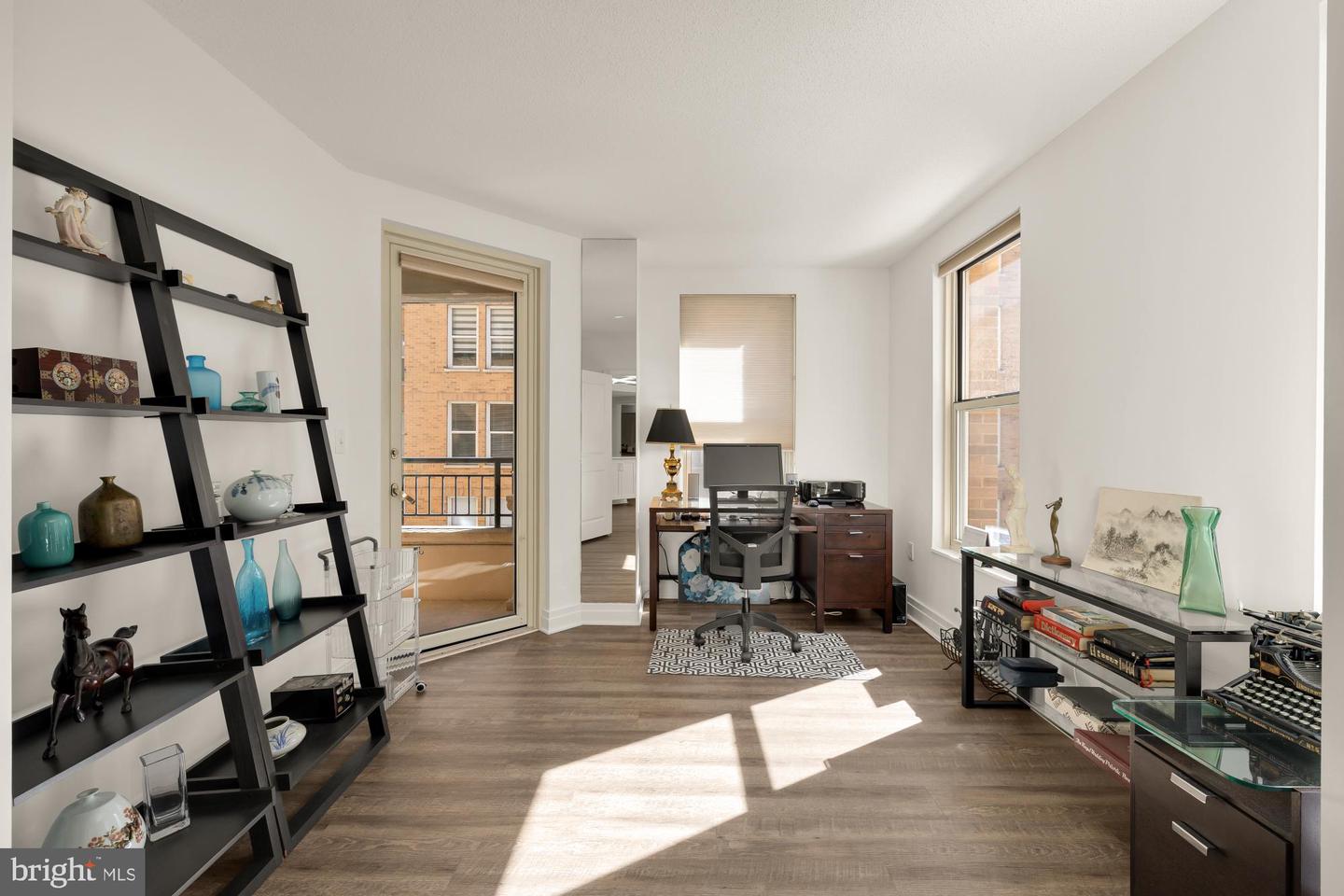 915 E ST NW #815, WASHINGTON, District Of Columbia 20004, 2 Bedrooms Bedrooms, 4 Rooms Rooms,2 BathroomsBathrooms,Residential,For sale,915 E ST NW #815,DCDC2226982 MLS # DCDC2226982