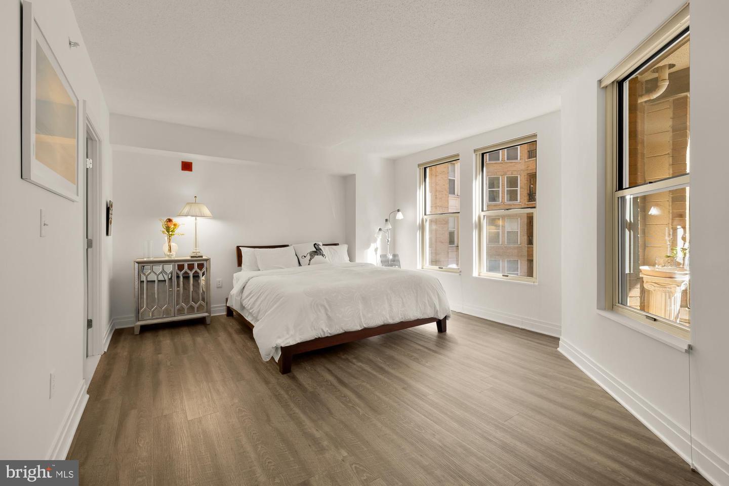 915 E ST NW #815, WASHINGTON, District Of Columbia 20004, 2 Bedrooms Bedrooms, 4 Rooms Rooms,2 BathroomsBathrooms,Residential,For sale,915 E ST NW #815,DCDC2226982 MLS # DCDC2226982
