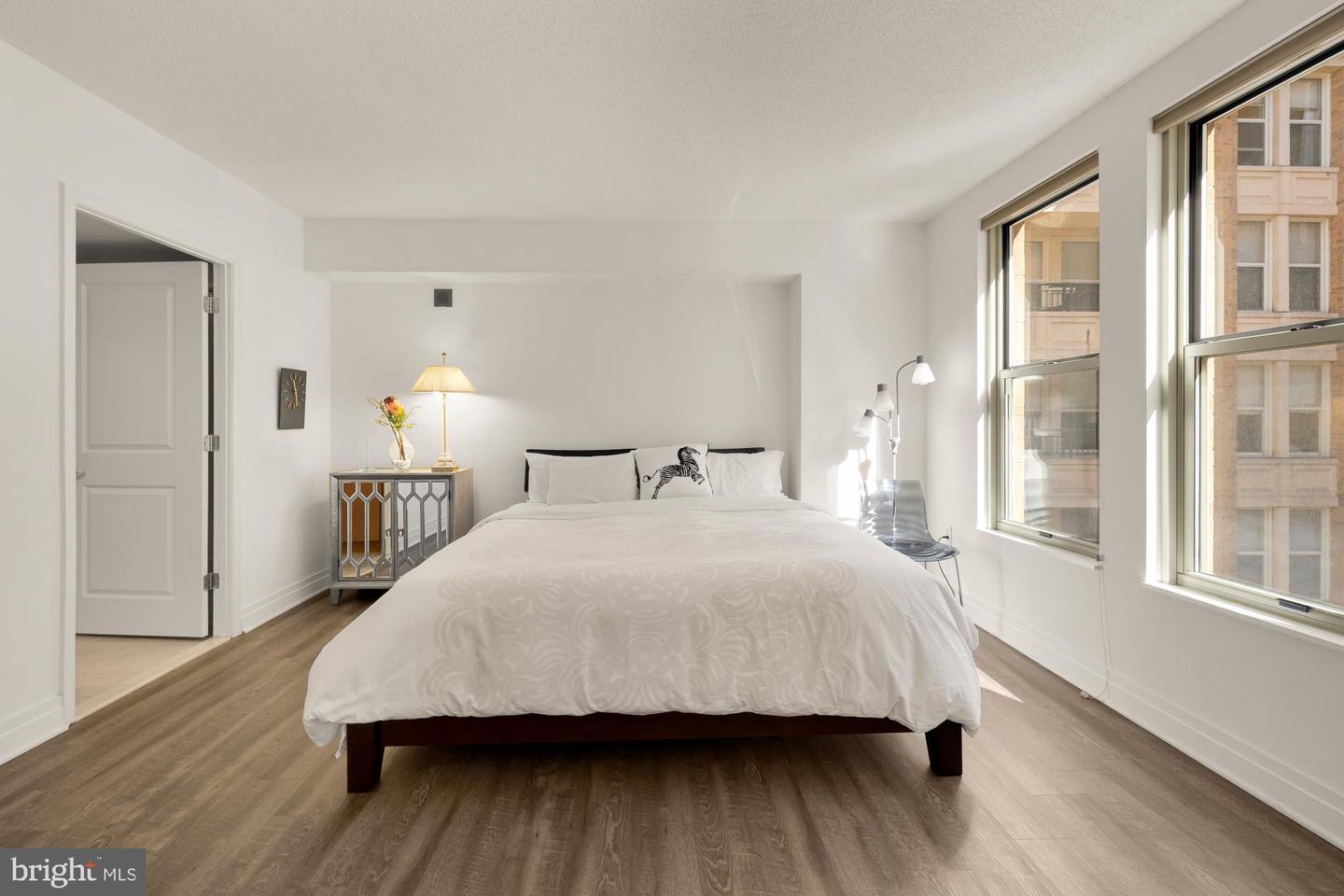 915 E ST NW #815, WASHINGTON, District Of Columbia 20004, 2 Bedrooms Bedrooms, 4 Rooms Rooms,2 BathroomsBathrooms,Residential,For sale,915 E ST NW #815,DCDC2226982 MLS # DCDC2226982