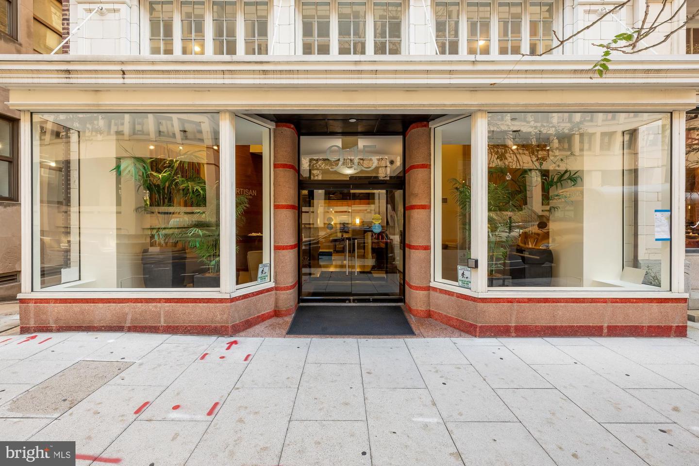 915 E ST NW #815, WASHINGTON, District Of Columbia 20004, 2 Bedrooms Bedrooms, 4 Rooms Rooms,2 BathroomsBathrooms,Residential,For sale,915 E ST NW #815,DCDC2226982 MLS # DCDC2226982