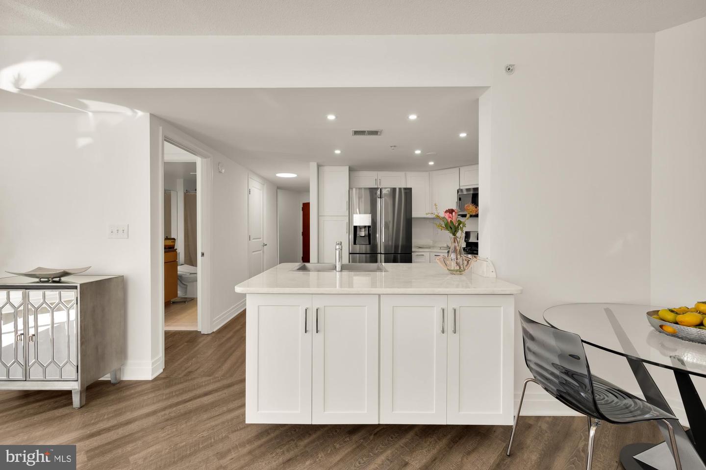 915 E ST NW #815, WASHINGTON, District Of Columbia 20004, 2 Bedrooms Bedrooms, 4 Rooms Rooms,2 BathroomsBathrooms,Residential,For sale,915 E ST NW #815,DCDC2226982 MLS # DCDC2226982