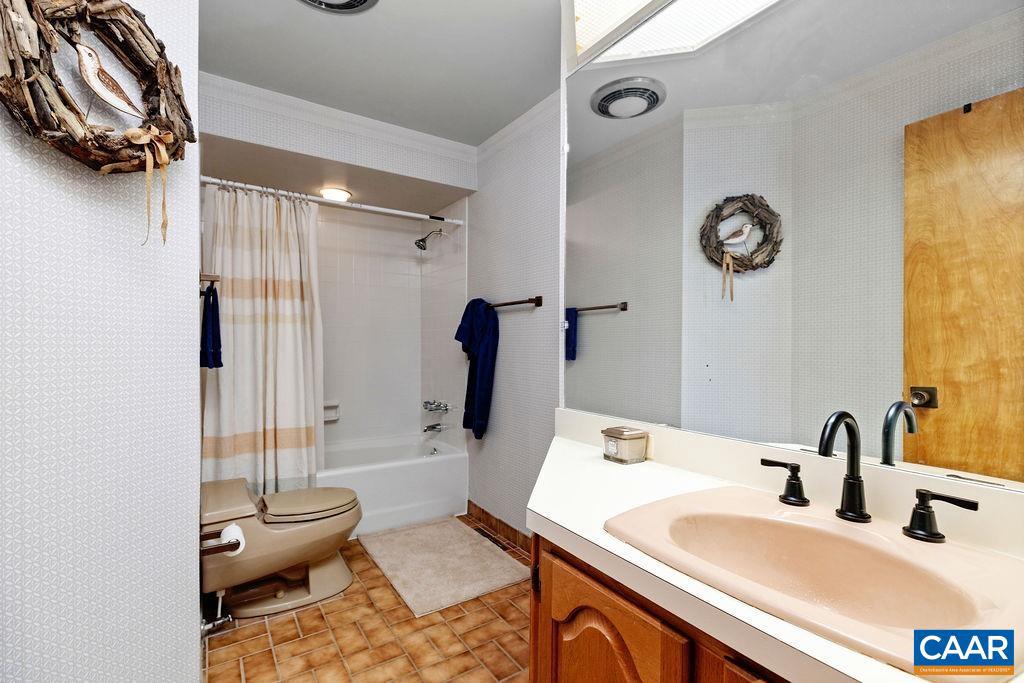 1556 VISTAS CONDOS #1556, WINTERGREEN, Virginia 22967, 2 Bedrooms Bedrooms, ,2 BathroomsBathrooms,Residential,For sale,1556 VISTAS CONDOS #1556,669980 MLS # 669980