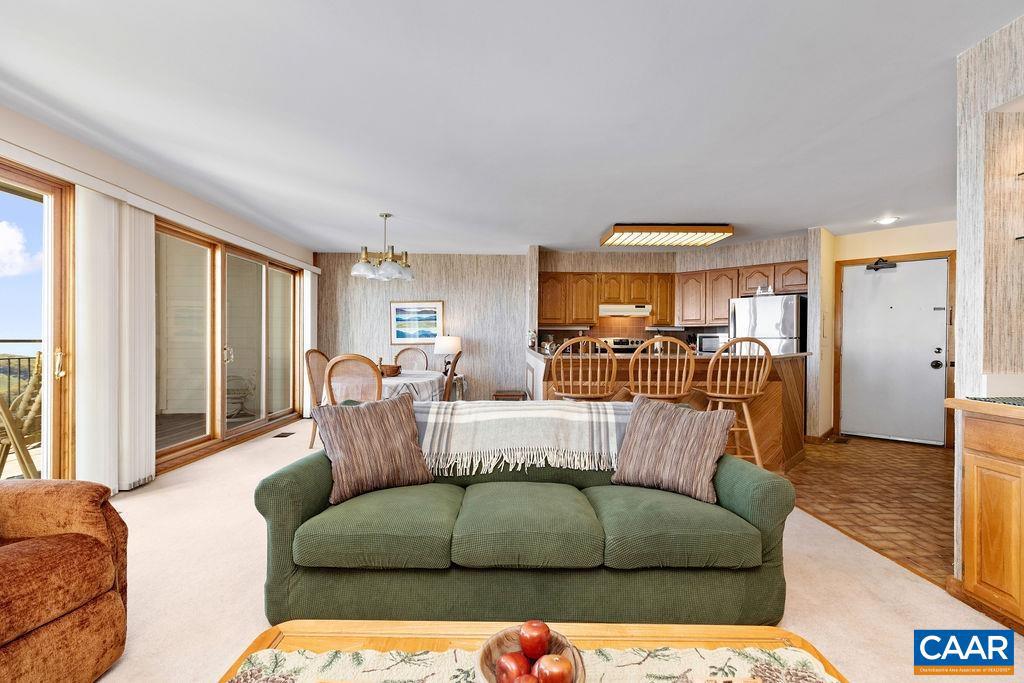 1556 VISTAS CONDOS #1556, WINTERGREEN, Virginia 22967, 2 Bedrooms Bedrooms, ,2 BathroomsBathrooms,Residential,For sale,1556 VISTAS CONDOS #1556,669980 MLS # 669980