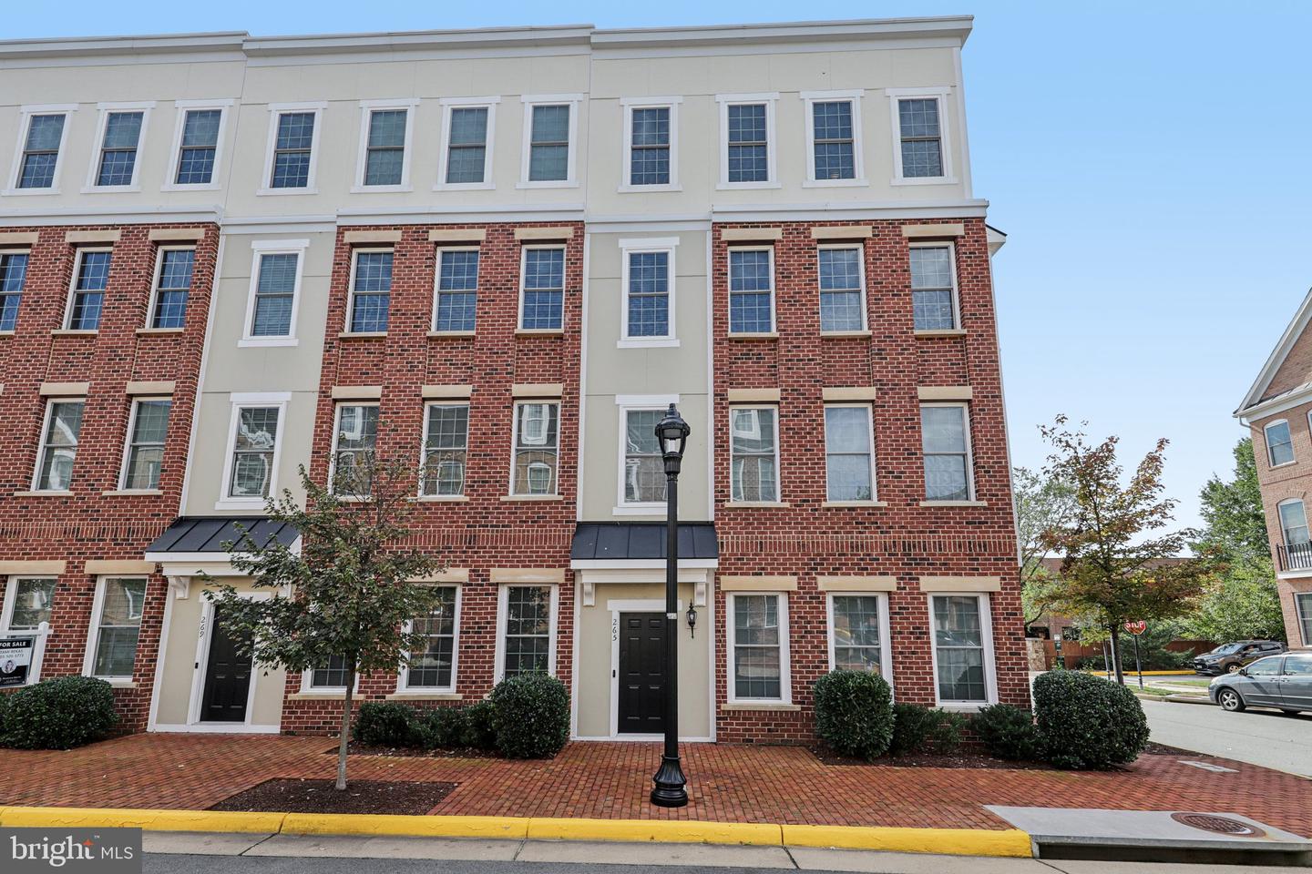 265 HIGH RAIL TER SE, LEESBURG, Virginia 20175, 3 Bedrooms Bedrooms, ,2 BathroomsBathrooms,Residential,For sale,265 HIGH RAIL TER SE,VALO2108846 MLS # VALO2108846