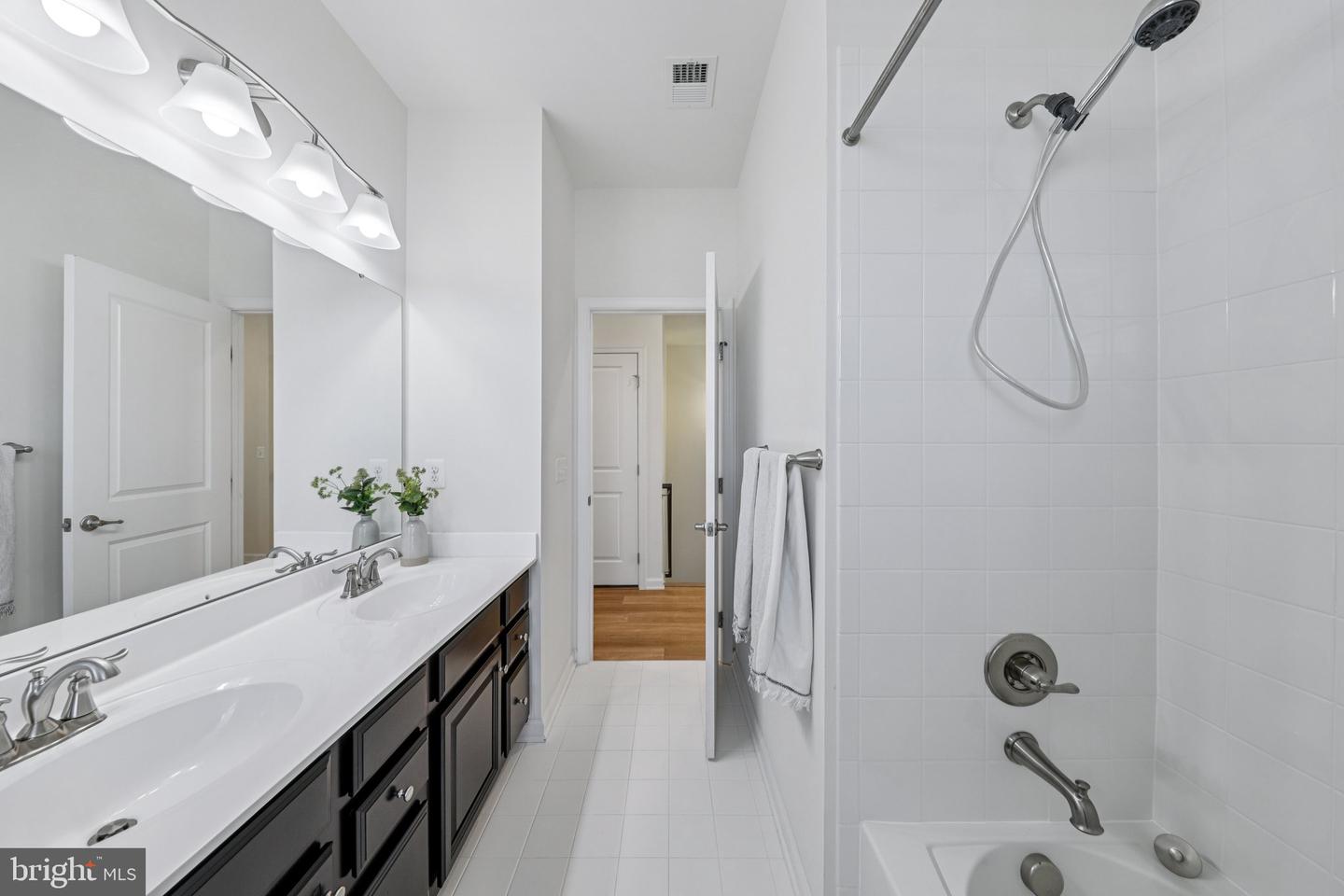 265 HIGH RAIL TER SE, LEESBURG, Virginia 20175, 3 Bedrooms Bedrooms, ,2 BathroomsBathrooms,Residential,For sale,265 HIGH RAIL TER SE,VALO2108846 MLS # VALO2108846