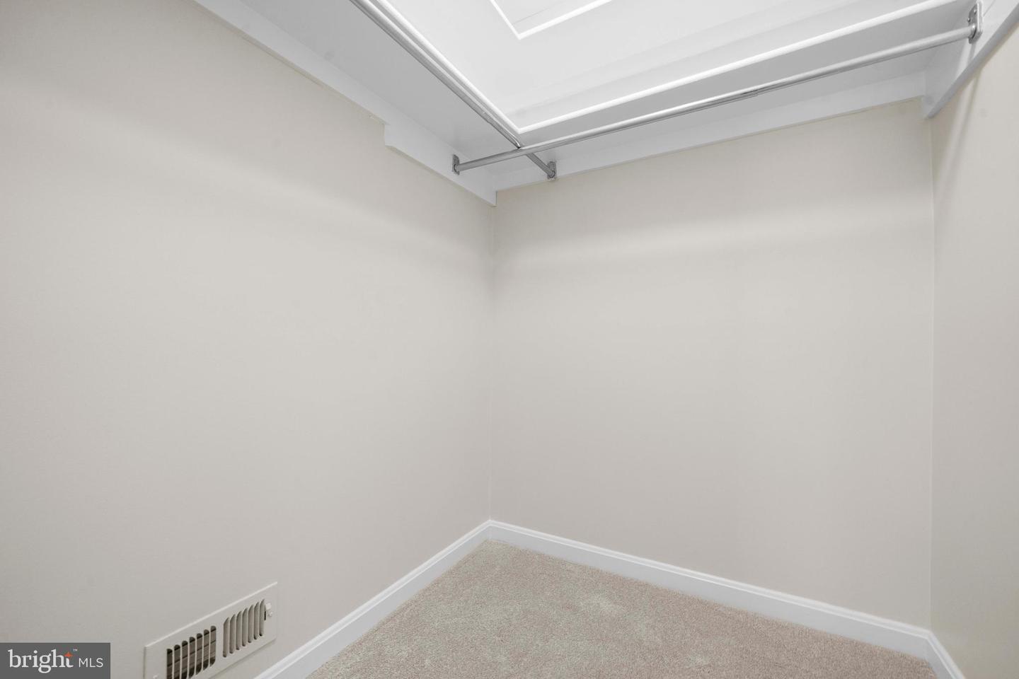 1109 N VERNON ST, ARLINGTON, Virginia 22201, 2 Bedrooms Bedrooms, ,2 BathroomsBathrooms,Residential,For sale,1109 N VERNON ST,VAAR2064898 MLS # VAAR2064898