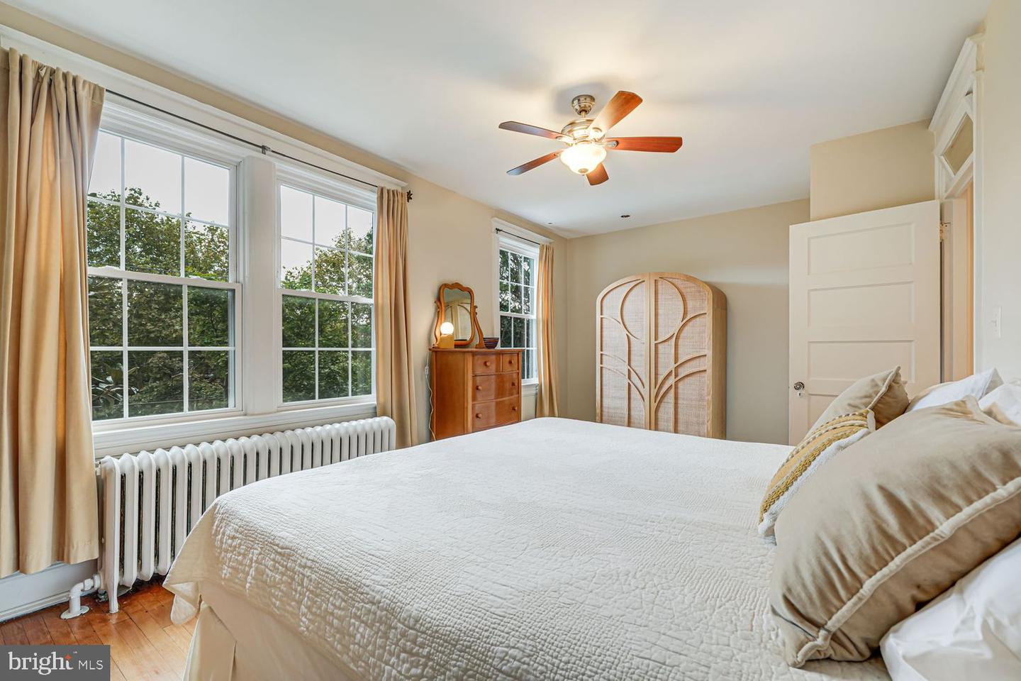 3614 ORDWAY ST NW, WASHINGTON, District Of Columbia 20016, 4 Bedrooms Bedrooms, ,3 BathroomsBathrooms,Residential,For sale,3614 ORDWAY ST NW,DCDC2226986 MLS # DCDC2226986