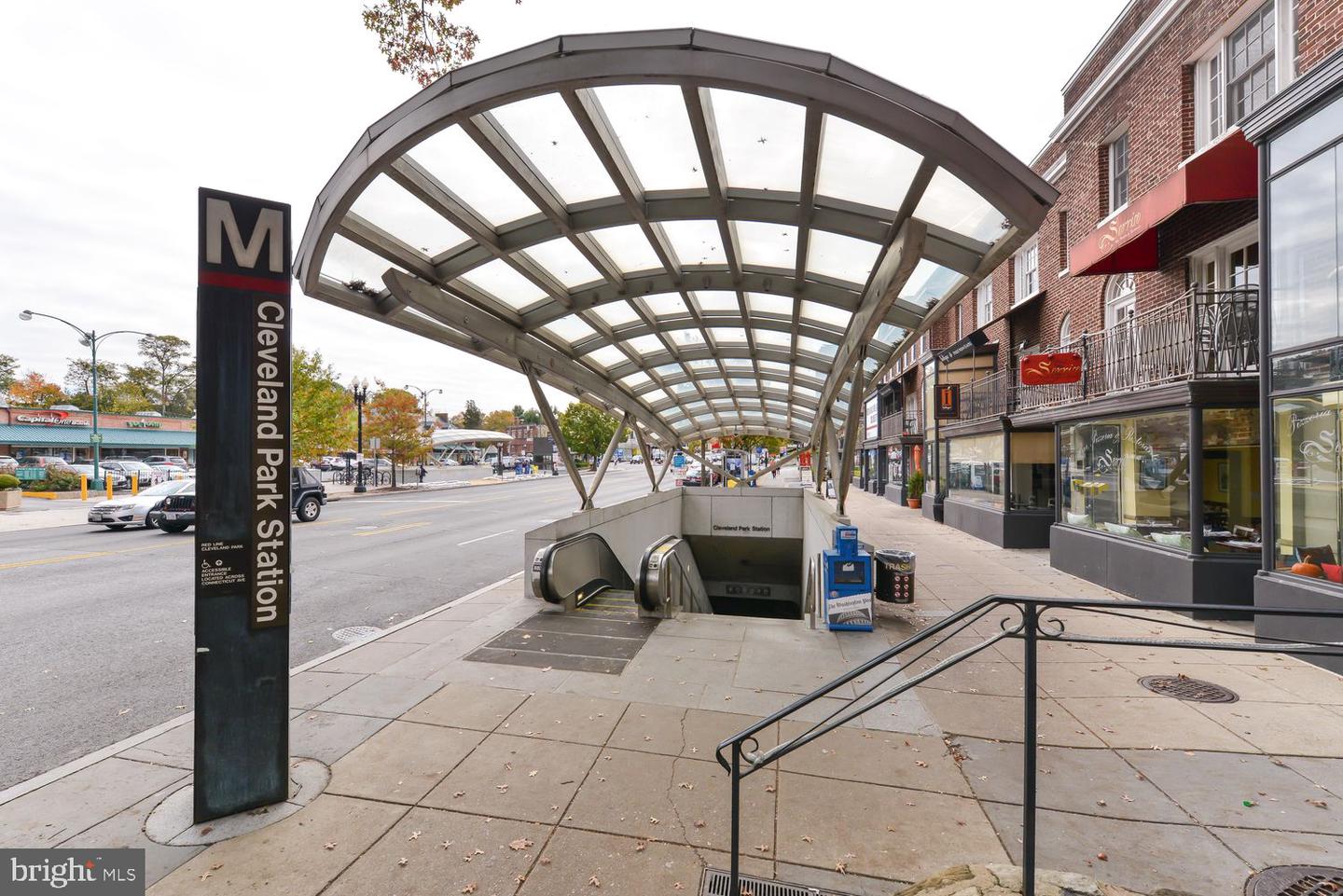 3614 ORDWAY ST NW, WASHINGTON, District Of Columbia 20016, 4 Bedrooms Bedrooms, ,3 BathroomsBathrooms,Residential,For sale,3614 ORDWAY ST NW,DCDC2226986 MLS # DCDC2226986