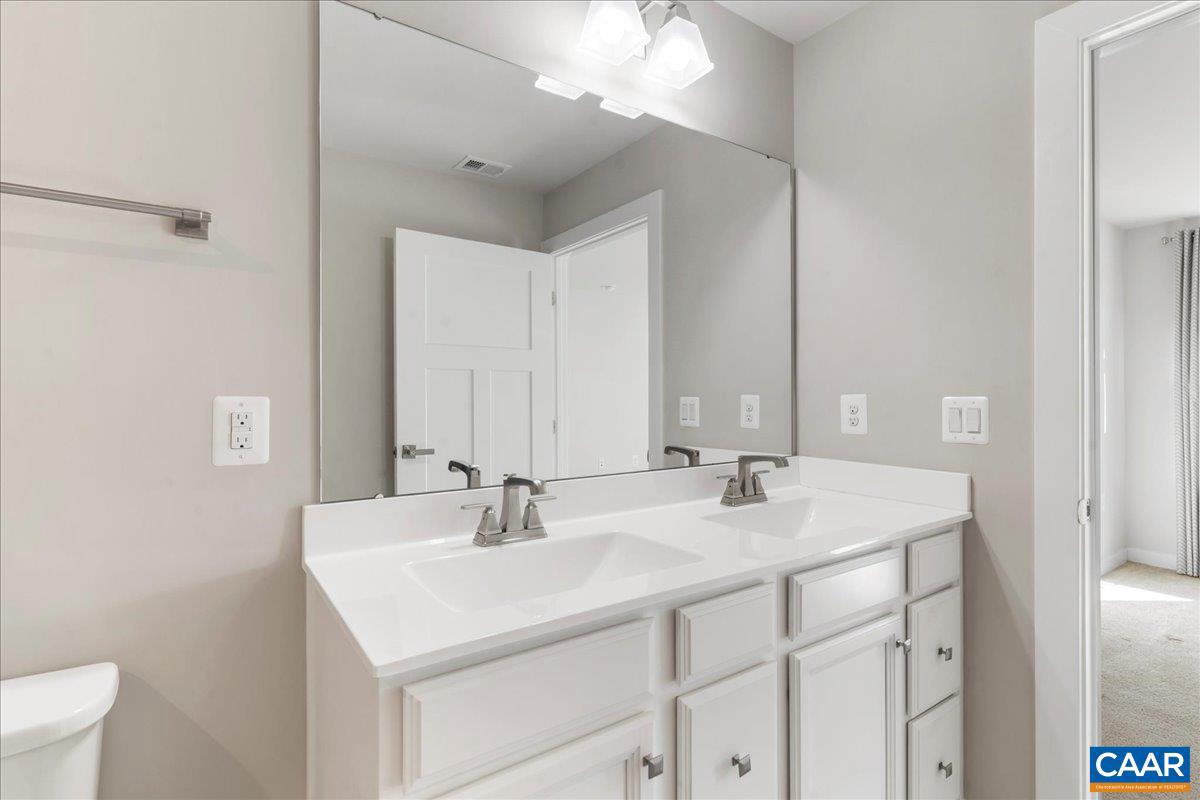 165 S PEAK DR, MCGAHEYSVILLE, Virginia 22840, 3 Bedrooms Bedrooms, ,2 BathroomsBathrooms,Residential,For sale,165 S PEAK DR,669985 MLS # 669985