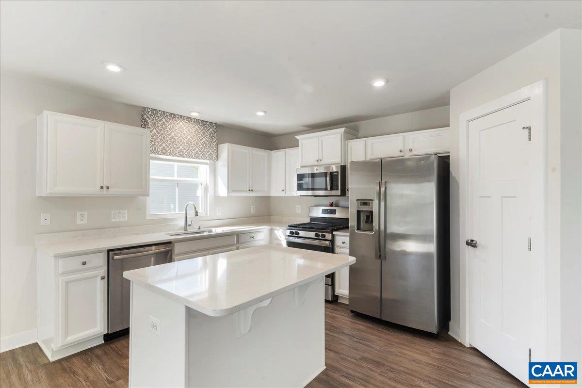 165 S PEAK DR, MCGAHEYSVILLE, Virginia 22840, 3 Bedrooms Bedrooms, ,2 BathroomsBathrooms,Residential,For sale,165 S PEAK DR,669985 MLS # 669985