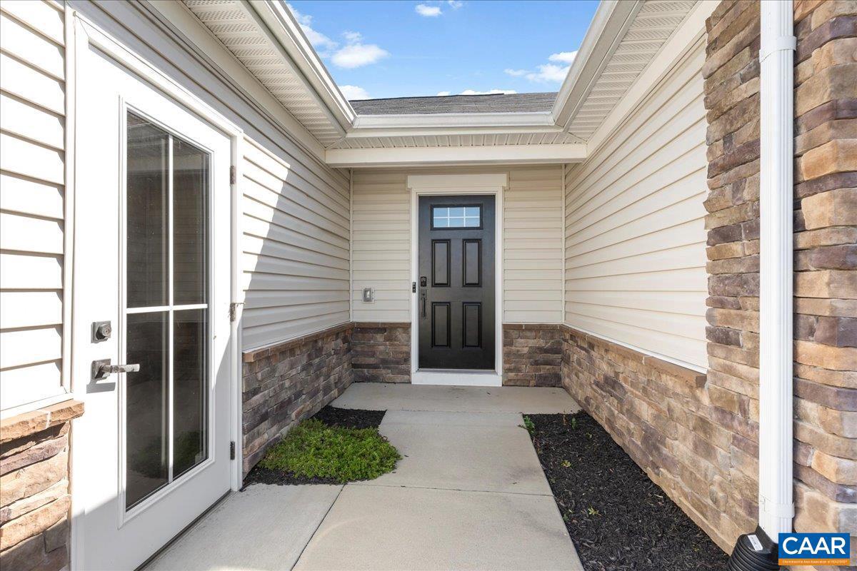 165 S PEAK DR, MCGAHEYSVILLE, Virginia 22840, 3 Bedrooms Bedrooms, ,2 BathroomsBathrooms,Residential,For sale,165 S PEAK DR,669985 MLS # 669985