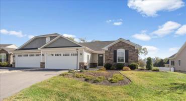 165 S PEAK DR, MCGAHEYSVILLE, Virginia 22840, 3 Bedrooms Bedrooms, ,2 BathroomsBathrooms,Residential,For sale,165 S PEAK DR,669985 MLS # 669985
